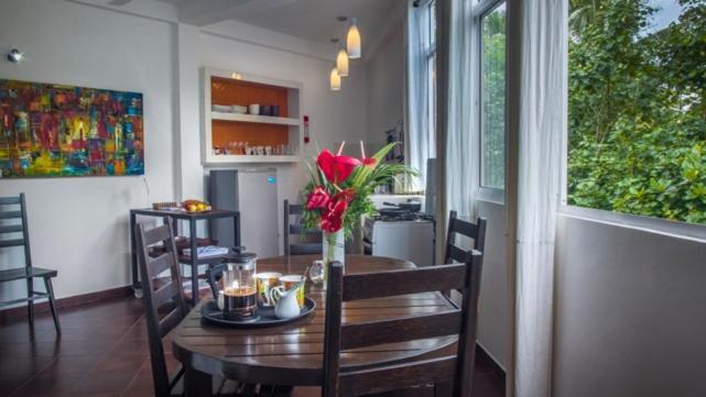 Sophie House Lägenhet Hikkaduwa Exteriör bild