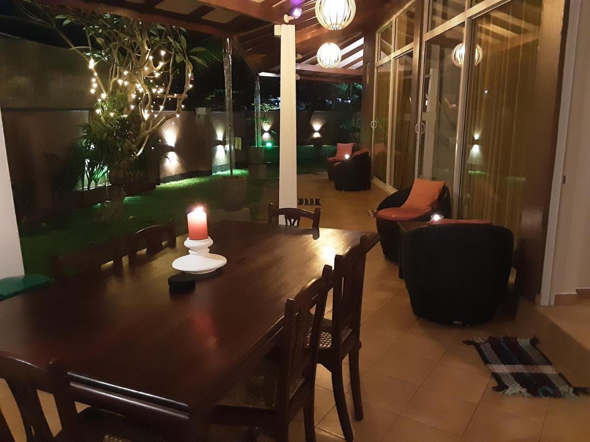 Sophie House Lägenhet Hikkaduwa Exteriör bild